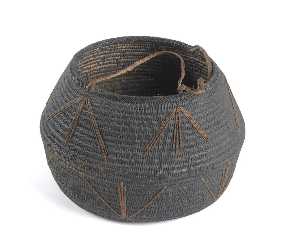 Kato alu (woven ceremonial basket)