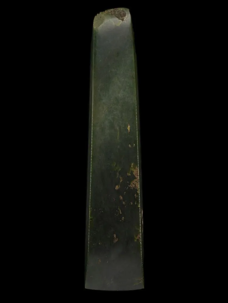Toki poutangata (ceremonial nephrite adze blade)