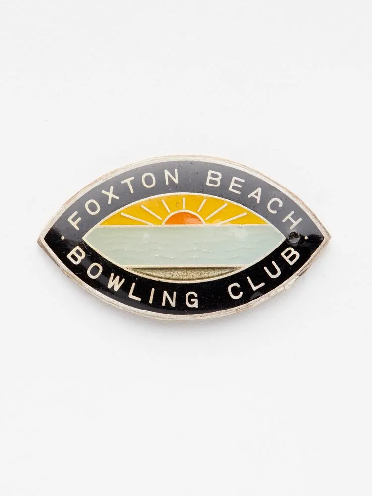 Foxton Beach Bowling Club badge