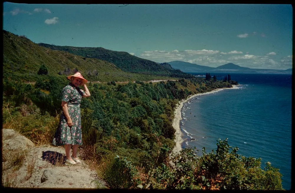 Eastern shore of Lake Taupo - 100 feet terrace & Jellicoe Point from Ohaumahanga Point