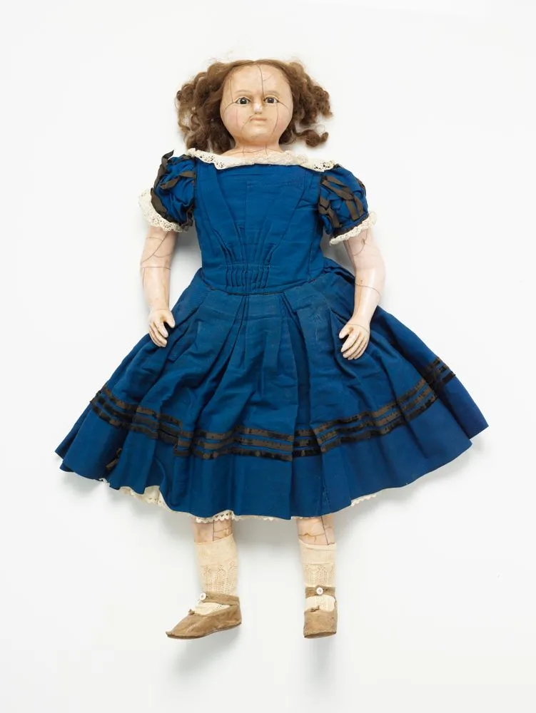 Lavinia doll