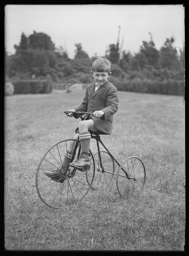 Clyde on tricycle