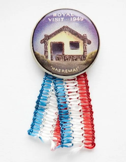 Royal visit badge, 'Royal Visit N.Z. 1949 - Haeremai'