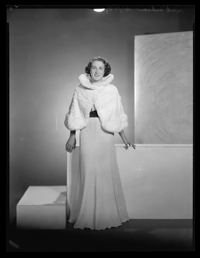 Miss E McLean