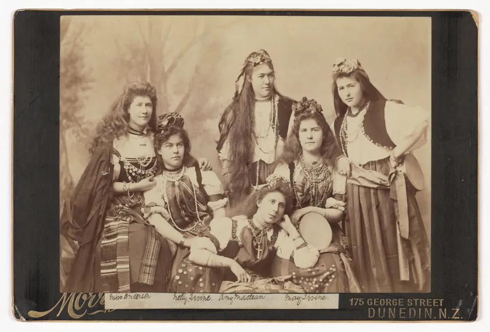 Miss Anderson and some of the gipsy chorus from "The Sisters" including: Nelly Irvine, Amy MacLean, May Irvine