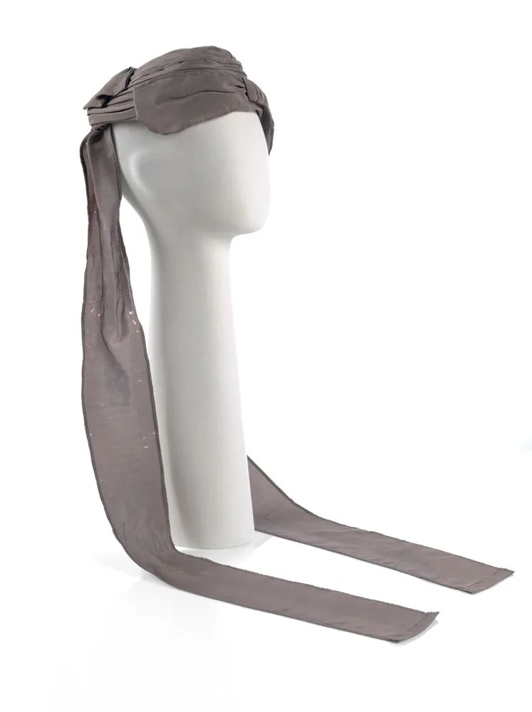 Nurse's bonnet