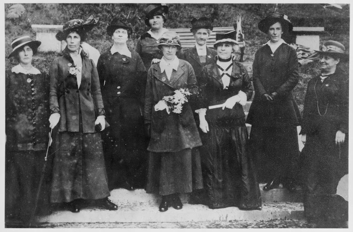 Holt, Betty 1909-: Photograph of Adela Pankhurst with founding members of the New Zealand Branch of the Women's International League for Peace and Freedom
