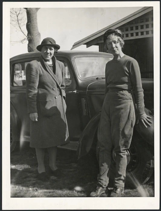 Miss M McLean and Mrs W Houston of the New Zealand Women's Land Service