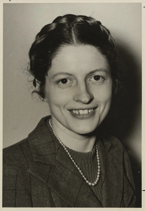 Poet Ruth Gilbert, also known as Mrs John Mackay