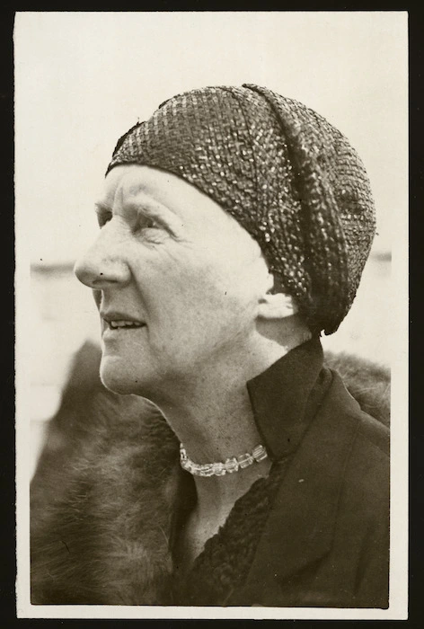 Creator unknown :Photograph of Jane Mander taken by E C Lackland