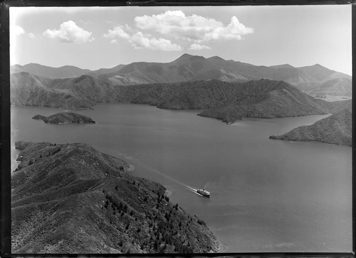 Marlborough Sounds, including Aramoana ferry