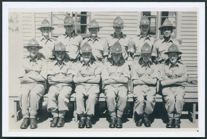 Group portrait of compulsory military trainees, Burnham Military Camp, Christchurch