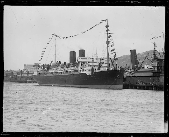 The ship Monowai, Wellington Harbour