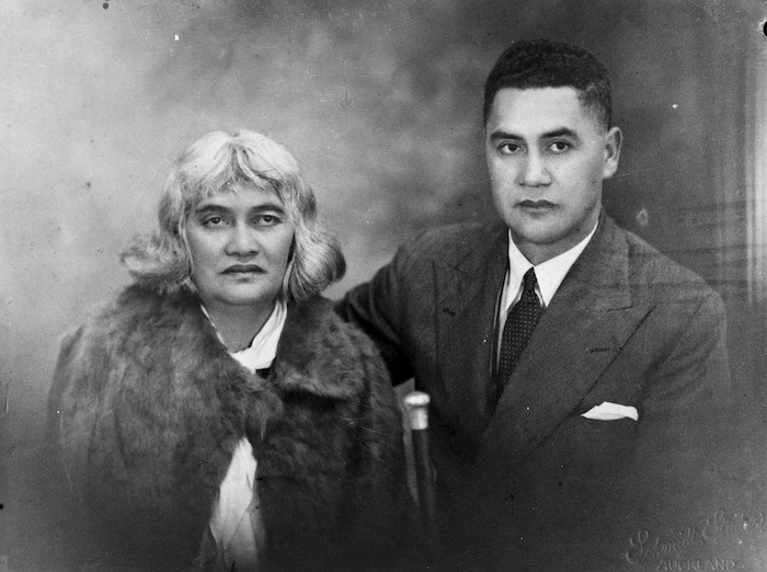 Schmidt Studio (Photographer) : Princess Te Kirihaehae Te Puea Herangi and her husband Rawiri Tumokai Katipa