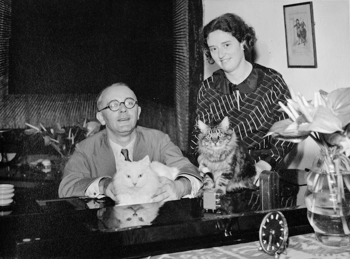 Paul and Diny Schramm with cats