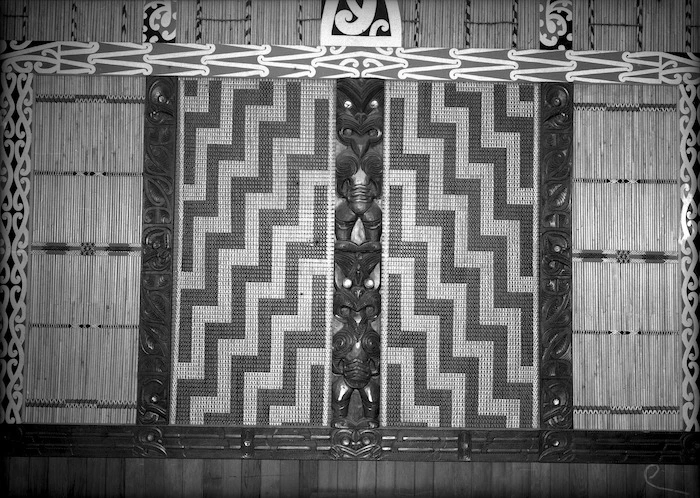 Tukutuku panels, wooden carving and kowhaiwhai