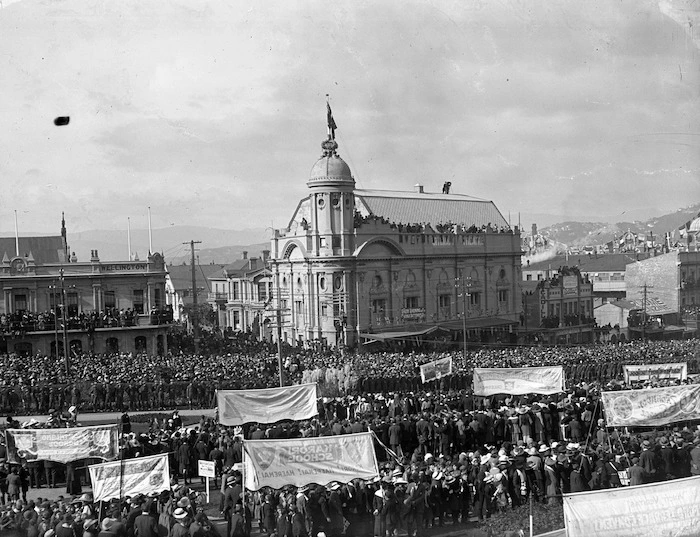 Crowds of school children in Parliament grounds during the visit of the Prince of Wales in 1920