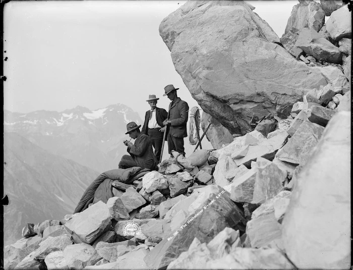 Pringle, Thomas, 1858-1931 :The Hochstetter Bivouac, 6,977ft