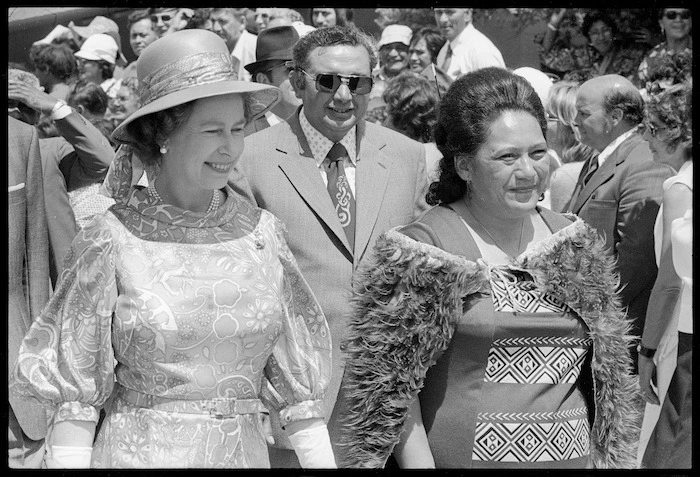 Te Arikinui Dame Te Atairangikaahu and her husband, Whatumoana Paki, welcoming Queen Elizabeth II to Turangawaewae Marae, Ngaruawahia