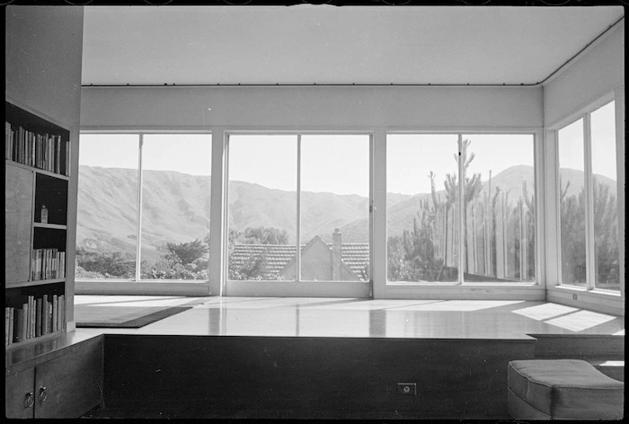 Interior of the Kahn house, Ngaio, Wellington - Photograph taken by Irene Koppel