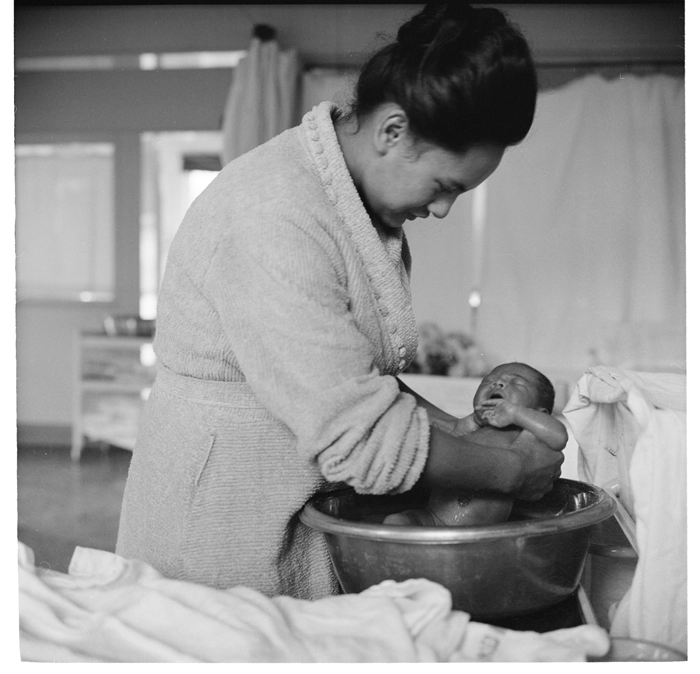 Hutt Hospital, Lower Hutt - Mrs Puketapu washing her baby