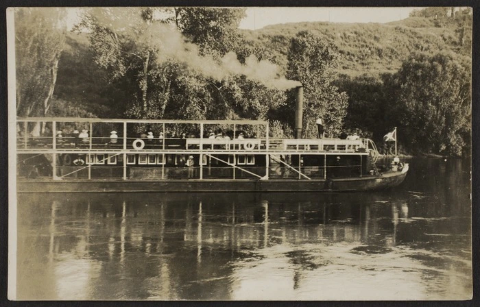 [A paddle steamer]. C Brockway, Cambridge