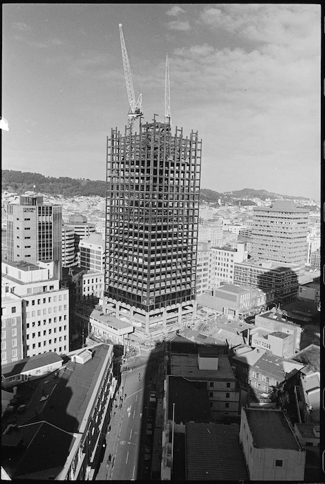 Bank of New Zealand building under construction on the corner of Willis and Willeston Streets - Photograph taken by Ross Giblin