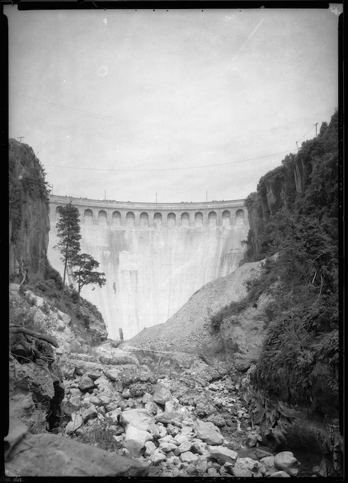 Dam wall, Arapuni Gorge