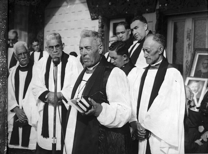 Bishop Frederick Bennett and others at the tangi of Sir Apirana Ngata