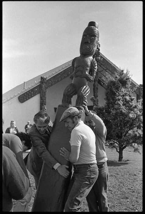 The first of ten carved pou being laid in place during the Waiwhetu Marae's 25th birthday celebrations at Lower Hutt - Photograph taken by Ross Giblin
