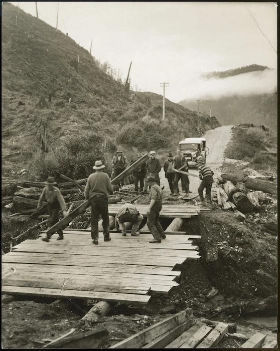 Temporary bridge destroyed by the Murchison earthquake - Photograph taken by Frederick Nelson Jones