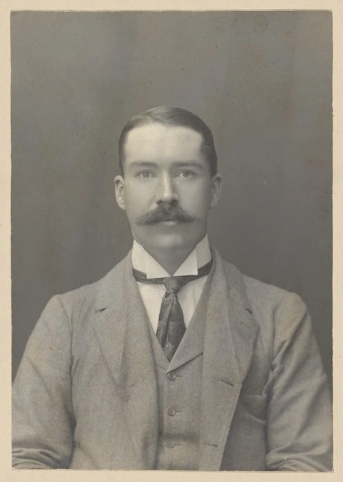 Kinsey, William Henry Scott 1860-1931 :Photograph of Alexander Horsburgh Turnbull