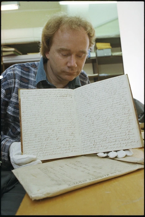 Eamonn Bolger with diary of Treaty of Waitangi witness - Photograph taken by Phil Reid