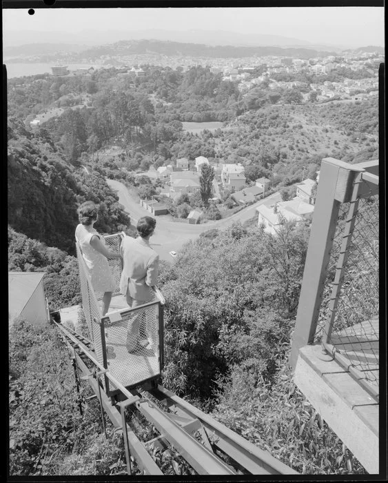 Domestic cable car, overlooking Wellington city and Botanic Gardens, Barry Ellison, architect