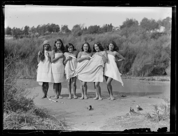 A group of Maori women bathing at the river, Waikato