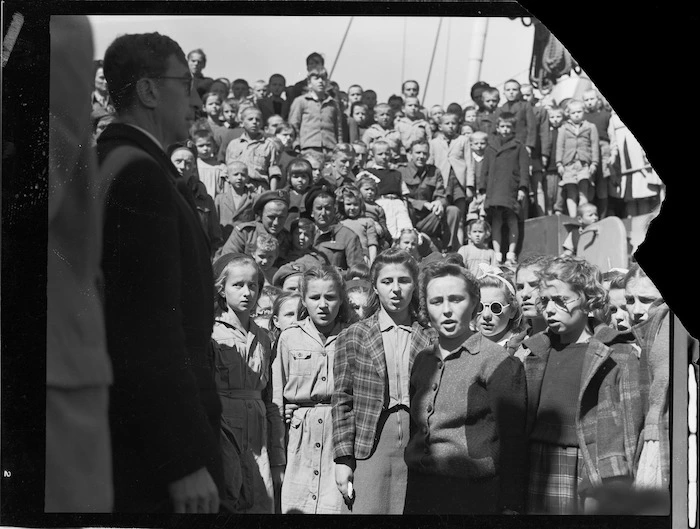 Polish refugee children arriving in Wellington on board the ship General Randall