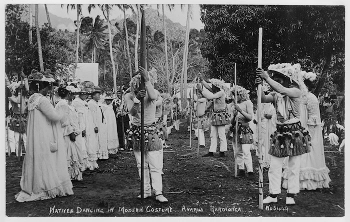 Cook Islanders dancing, Avarua, Rarotonga