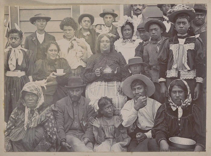 Unidentified Maori group at Parihaka Pa