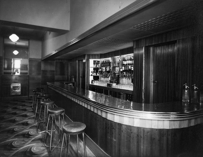 View of the cocktail bar, Royal Oak Hotel, Wellington