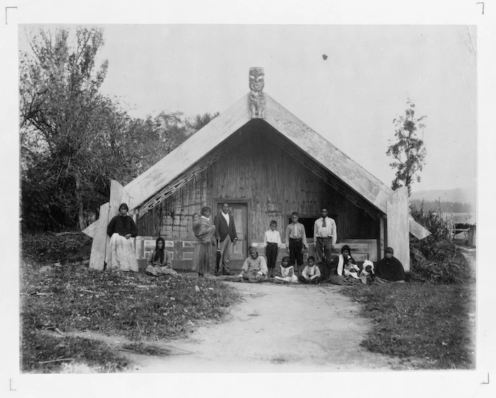 Kahu wharenui at Te Wairoa Marae, Tauranga