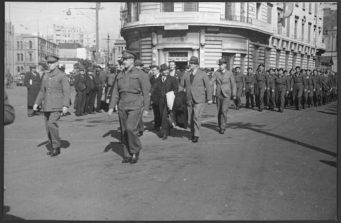 Parade of returned men and men on furlough, Wellington