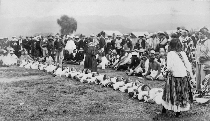 Ross, Malcolm, 1862-1930 :Women performing canoe poi at Ruatoki