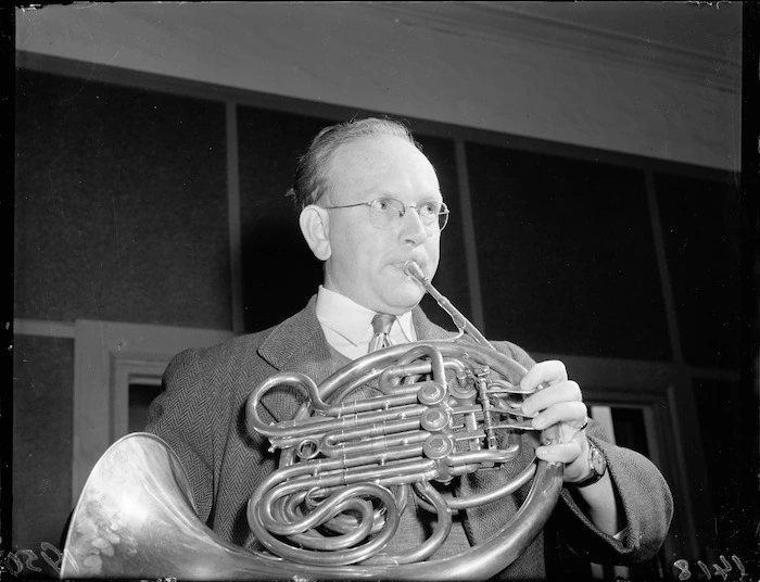 Peter Glen National Orchestra french horn player