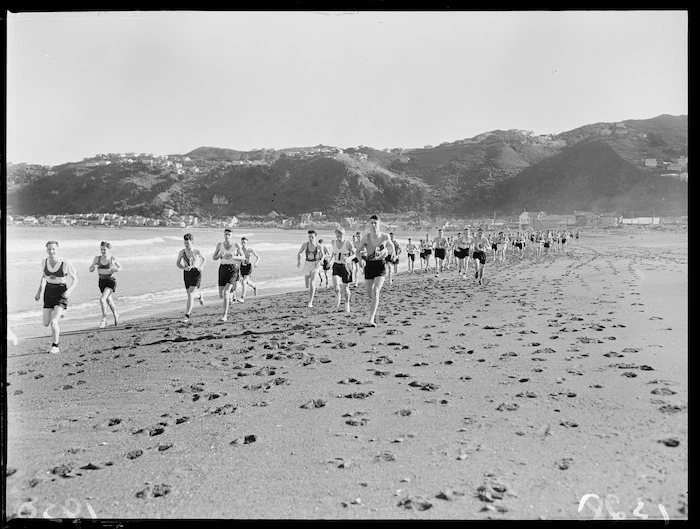 Runners at Lyall Bay