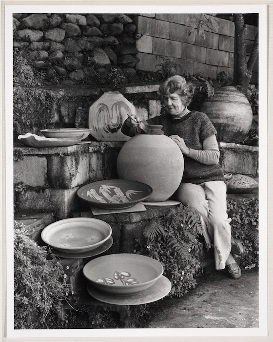 Portrait of Doreen Blumhardt, potter
