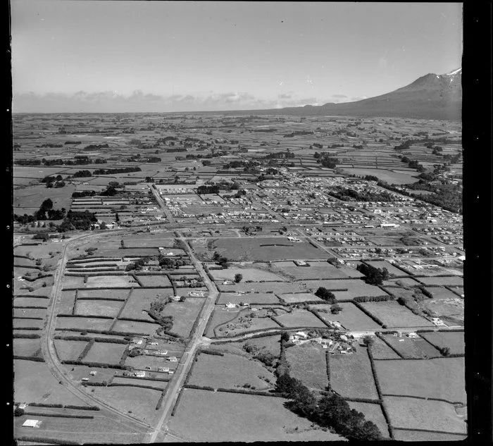 Stratford and Mount Taranaki