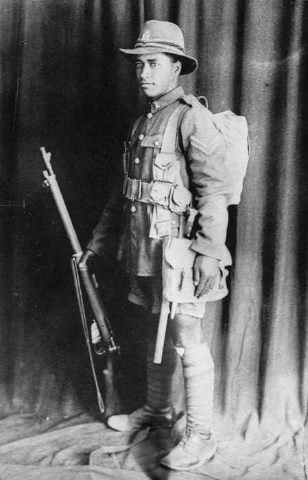 Unidentified Maori soldier in military uniform