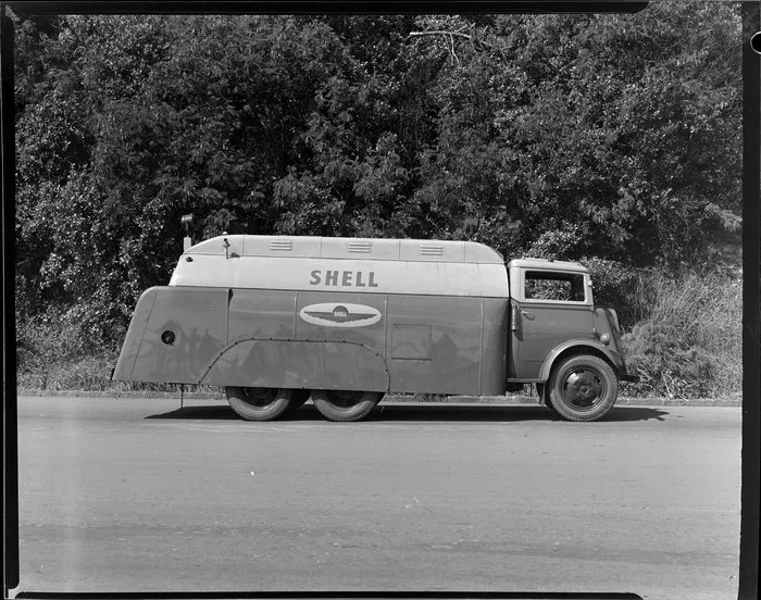 Fuel tanker, truck, Shell Oil Company