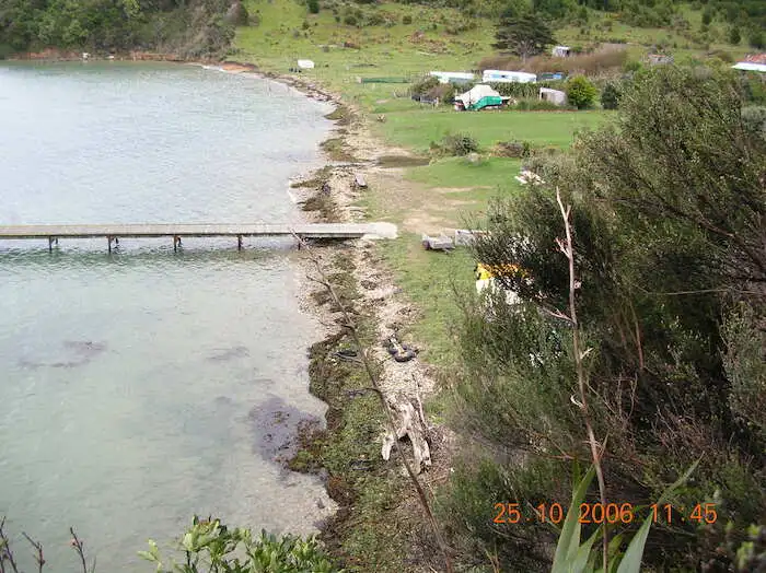 Bright, Patricia, fl 2006 :Photographs of Te Awaiti, Tory Channel