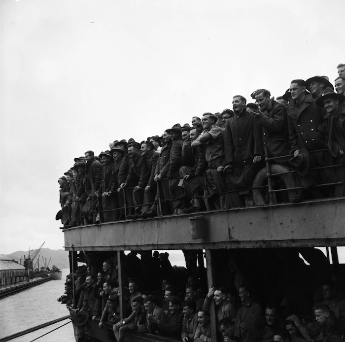 Returning World War II soldiers of the first furlough draft arriving in Wellington
